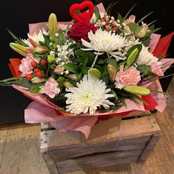 VALENTINES SPECIAL HAND TIE