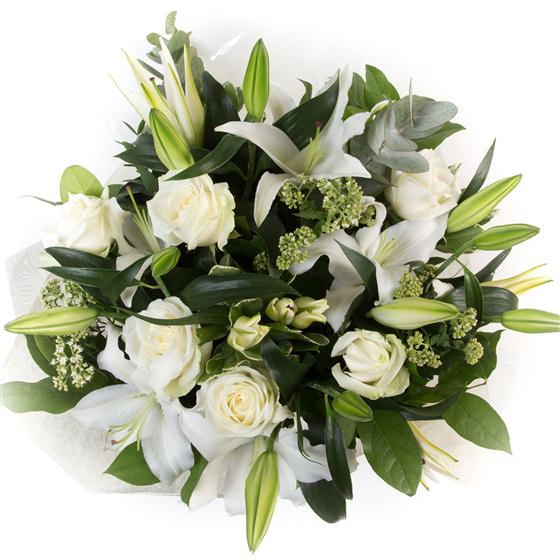 White Riflie With Roses White Lilies & Roses